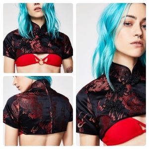 Current Mood
REGAL ATTITUDE EMBROIDERED CROP TOP